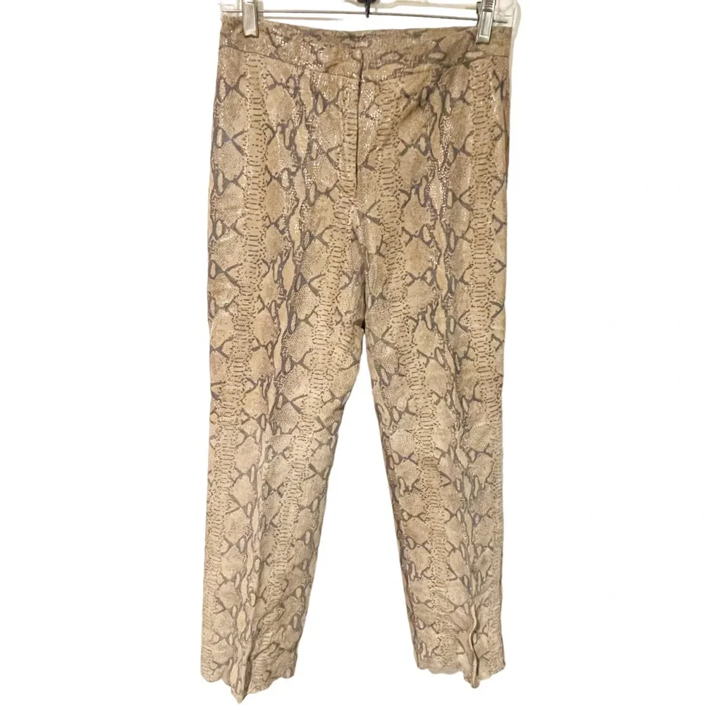 INC International Concepts Size 4 Petite 100% Leather Snake Skin Print Animal